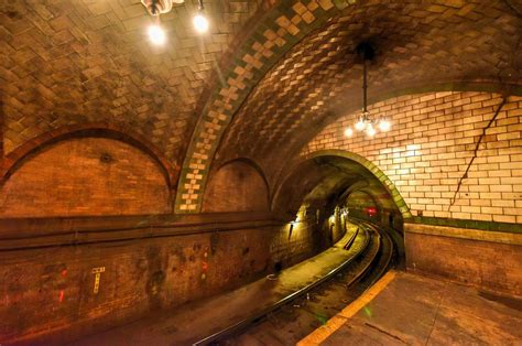 City Hall Station - New York City, USA, 2022 16672321 Stock Photo at Vecteezy