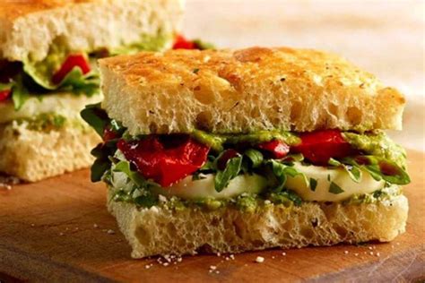 Panera Bread Sierra Turkey Sandwich Recipe