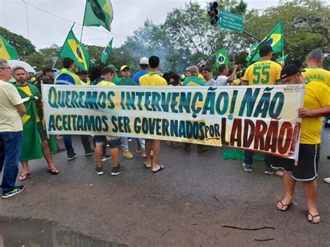 Protesto De Bolsonaristas Contra Vit Ria De Lula Campos Horas