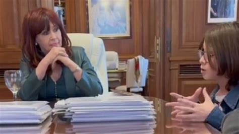 Cristina Kirchner compartió un video de su encuentro con Ian Moche