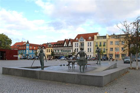 Brunnen Bernsteinfischer Mit Familie