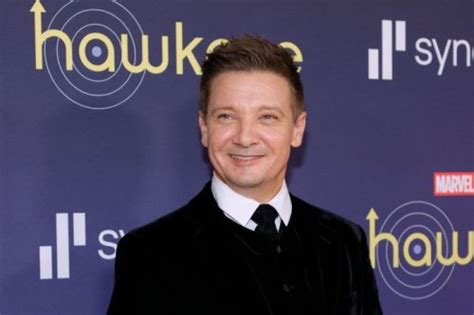 Jeremy Renner Shares Selfie After Snow Plow Accident I Send Love To