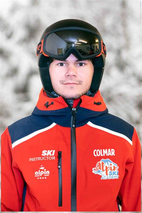 Tudor Gozob Alpin Ski Academy Scoala De Ski Si Snowboard Poiana Brasov