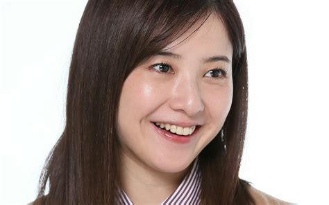 吉高由里子34歳に「icuでは何もかも丸出しだったから、裸に抵抗感がなかったのかも」人生観が激変した“出来事”とは 文春オンライン