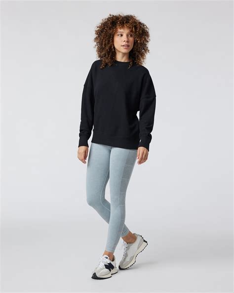 Sedona Weekender Crew Womens Black Pullover Vuori