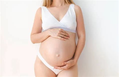Naked Pregnant Belly Stock Photos Royalty Free Naked Pregnant Belly Images Depositphotos
