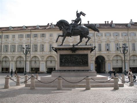 Torino il Caval ëd Brons altro monumento simbolo della città Sullo