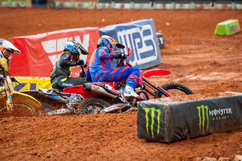 Career First Sx Podium For Sexton At Atlanta Supercross