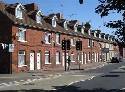 Sutton In Ashfield Terrace On North Dave Bevis Geograph