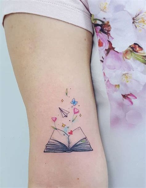 book tattoo idea | girlterestmag