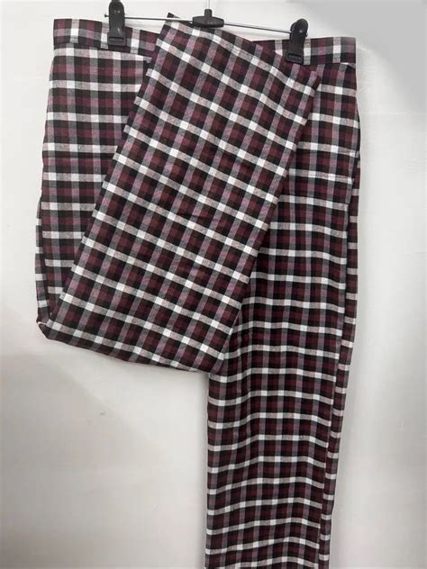 Women Maroon Woolen Check Trouser For Casual Wear Waist Size 300 At