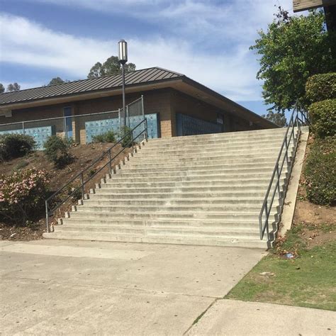 El Toro 20 Stair Findskatespots