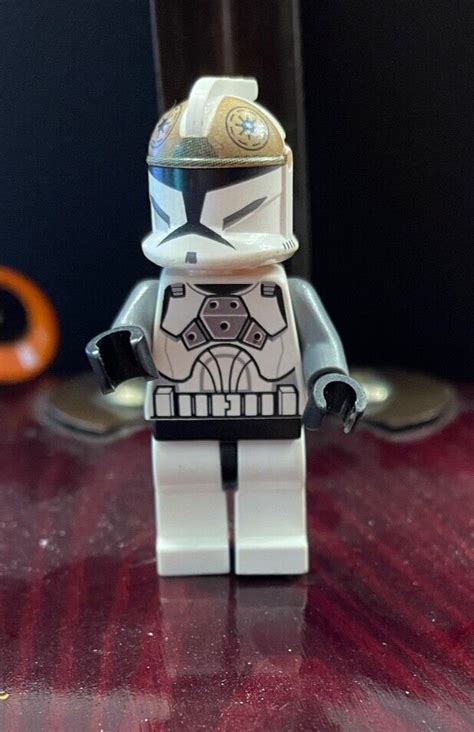 LEGO Star Wars Clone Wars 2009 CLONE TROOPER GUNNER PHASE 1 Minifig