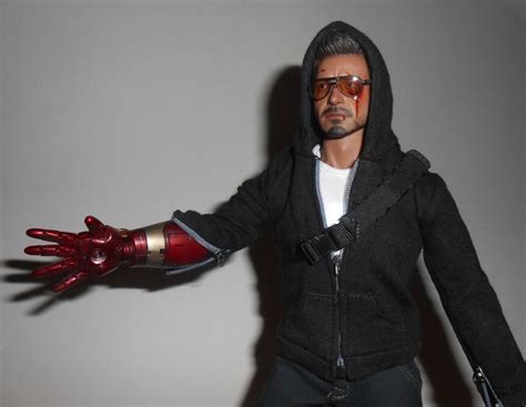 Iron Man Tony Stark The Mechanic Hot Toys Iron Man Tony Stark Iron Man