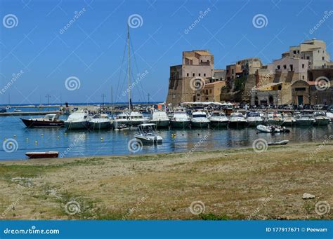 Boats and Buildings Castellammare Del Golfo, Sicily Italy Editorial ...