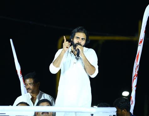 Pawan Kalyan S Janasena Party Eluru Public Meeting Photos News18 Telugu