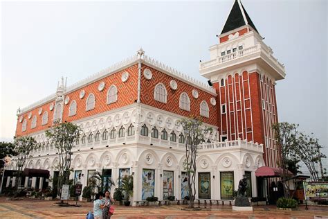 The Venezia Hua Hin Love