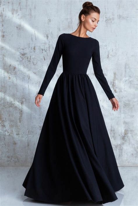 1001 idées de tenue féminine avec robe longue noire