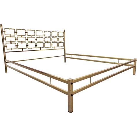 Vintage Brass Bed By Luciano Frigerio 1970s