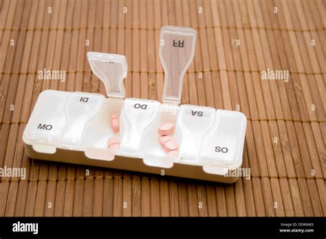 Tablets Box Stock Photos & Tablets Box Stock Images - Alamy