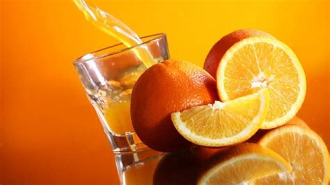 Agua De Mandarina Con Naranja Prepara Este Shot De Vitamina C Con Esta