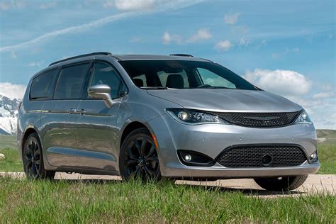 Chrysler Pacifica Vs Honda Odyssey Which Is Better