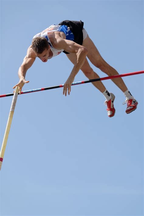 🔥 [50+] Pole Vault Wallpapers | WallpaperSafari