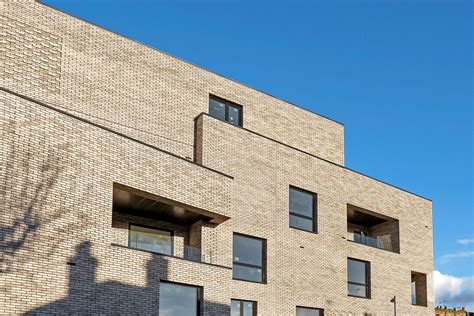 Bastion House Stands Out Thanks To Lima Bricks From Vandersanden