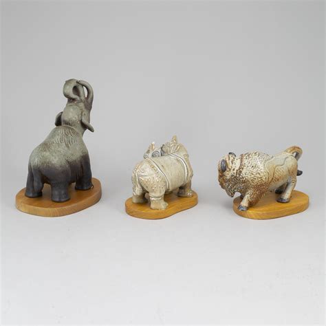 GUNNAR NYLUND three stoneware figurines from Rörstrand Bukowskis