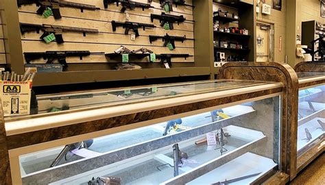 Gun Sellers After Sales Spike Ahead Of State Assault Weapons Ban Say Law Won’t Survive R Ilguns