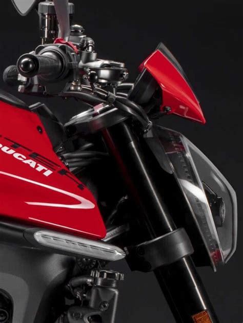 Ducati Monster Completa Anos