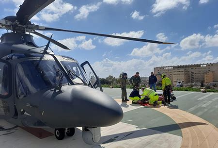 Sicilia Elicottero 82 Centro SAR Recupera Turista Straniero Rimasto