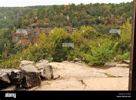 Rocky Overlook In The Petit Jean State Park Stock Photo Alamy