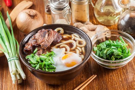 地方野菜をおいしく食べよう！九条ねぎのあんかけうどんのレシピ なべやき屋キンレイ 鍋焼うどん・冷凍麺はキンレイ