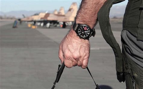 Top 9 Best Affordable Pilot Watches [List & Guide] - Millenary Watches