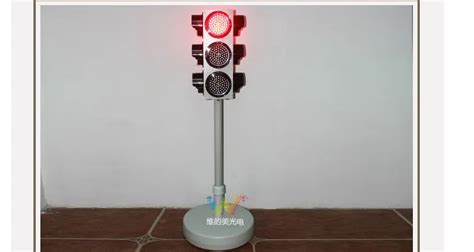 Four Aspect Mm Portable Traffic Light Buy Portable Traffic Light