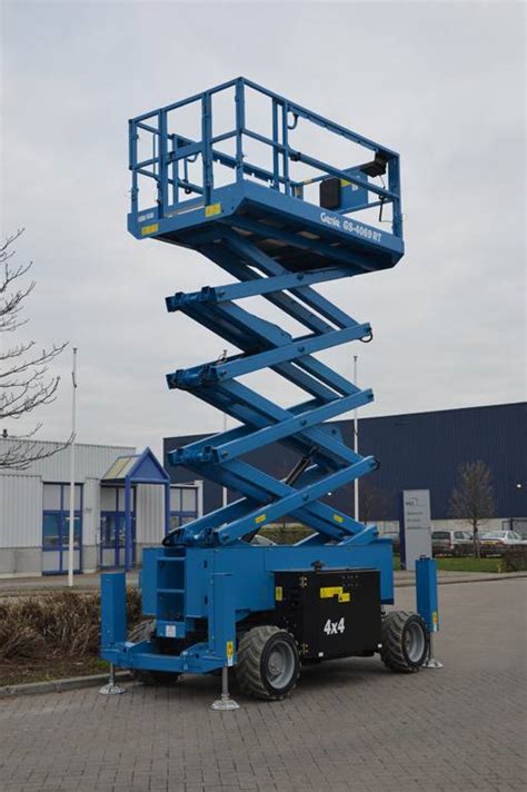 Used Genie Gs Rt Scissor Lifts Year For Sale Mascus Usa