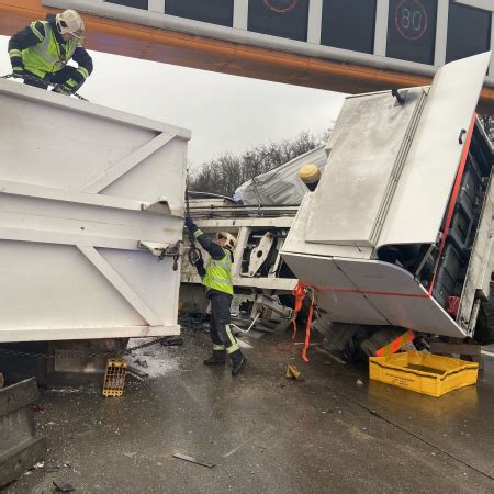 Lkw Unfall auf Wiener Tangente ÖBFV