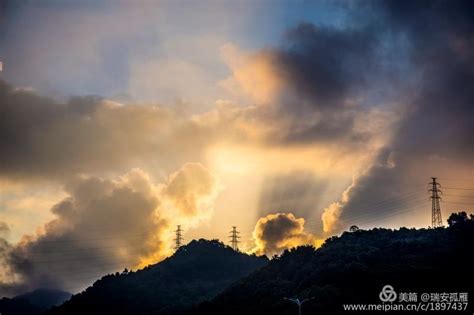 台风来临前天空真的美爆了