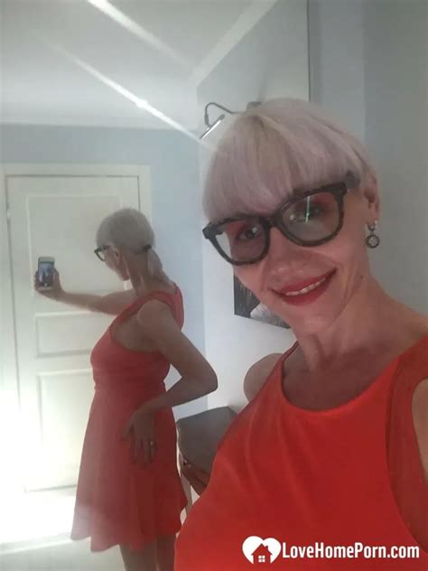 Blonde MILF With Glasses Teasing With Nudes 37 Nude Pics XHamster