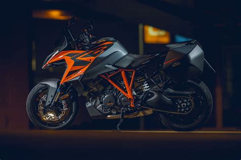 Ktm 1290 Super Duke Gt Test Gebrauchte Bilder Technische Daten