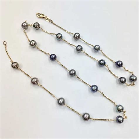 Black Cultured Pearl Station Necklace K Yellow Gold Gem