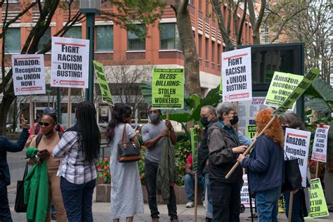 Staten Island Amazon Workers Vote To Unionize Techcrunch