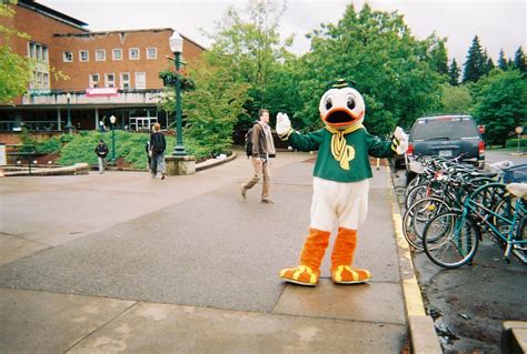 The Oregon Duck Outside Emu On Campus Oregon Ducks University Of