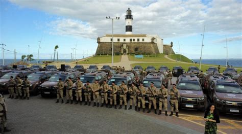 Governo Da Bahia Entrega Novas Viaturas Para A Pol Cia Militar E