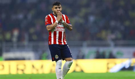 Alexis Vega Record El D A Que Casi Queda Fuera De Chivas Por Una