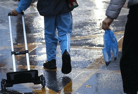 北京最新天气预报：今天还有雷阵雨，伴有短时大风市气象台