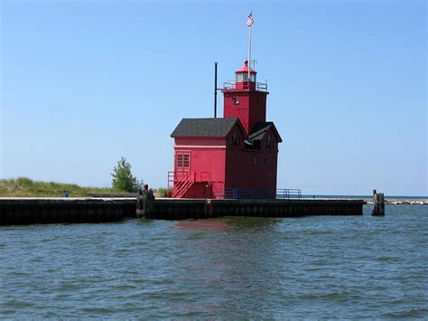 Big Red Lighthouse Photograph By Cindy Kellogg Fine Art America