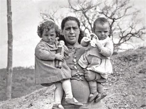 Elena Di Porto La Matta Di Piazza Guidia Deportata Ad Auschwitz