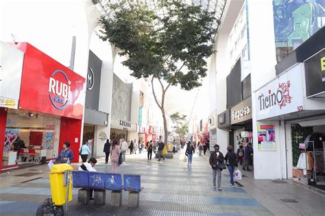 Procon Santo André faz orientações para compras do Dia dos Namorados